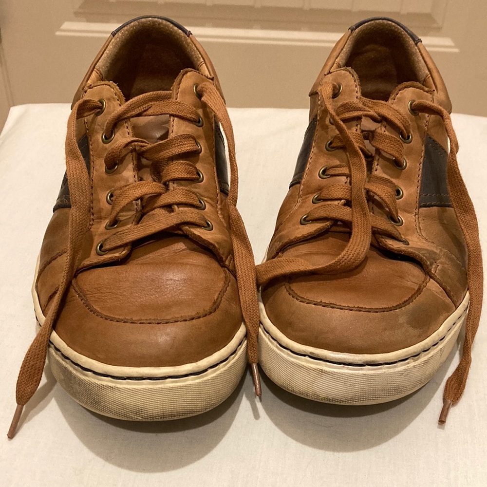 Born Tan Leather Lace-Up Low Top Sneakers Loafers Mens Size 10 Cushioned Footbed